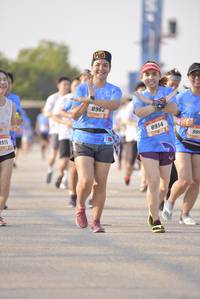 BIB: 915, 8914, 988
                            <button type="button" onclick="openModal(3242628)" class="btn btn-primary btn-sm float-right btn-popup" data-toggle="modal" data-target=".modal-high-quality">
                        <i class="fas fa-shopping-cart"></i> Add to Cart
                    </button>
                                            <button type="button" onclick="isThisMe(3242628, true)" class="btn btn-success btn-sm float-right btn-popup btn-isme hidden" data-toggle="tooltip" data-placement="bottom" title="นี่คือรูปของคุณใช่ไหม คลิกที่นี่เพื่อเอาเข้าอัลบั้ม">
                        <i class="fas fa-plus"></i> Add to album
                    </button>
                    <button type="button" onclick="isThisMe(3242628, false)" class="btn btn-warning btn-sm float-right btn-popup btn-isnotme hidden">
                        <i class="fas fa-ban"></i> Remove from album
                    </button>