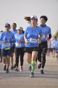 BIB: 6600, 6402
                            <button type="button" onclick="openModal(3207939)" class="btn btn-primary btn-sm float-right btn-popup" data-toggle="modal" data-target=".modal-high-quality">
                        <i class="fas fa-shopping-cart"></i> Add to Cart
                    </button>
                                            <button type="button" onclick="isThisMe(3207939, true)" class="btn btn-success btn-sm float-right btn-popup btn-isme hidden" data-toggle="tooltip" data-placement="bottom" title="นี่คือรูปของคุณใช่ไหม คลิกที่นี่เพื่อเอาเข้าอัลบั้ม">
                        <i class="fas fa-plus"></i> Add to album
                    </button>
                    <button type="button" onclick="isThisMe(3207939, false)" class="btn btn-warning btn-sm float-right btn-popup btn-isnotme hidden">
                        <i class="fas fa-ban"></i> Remove from album
                    </button>