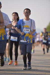 BIB: 6709, 
                            <button type="button" onclick="openModal(3209360)" class="btn btn-primary btn-sm float-right btn-popup" data-toggle="modal" data-target=".modal-high-quality">
                        <i class="fas fa-shopping-cart"></i> Add to Cart
                    </button>
                                            <button type="button" onclick="isThisMe(3209360, true)" class="btn btn-success btn-sm float-right btn-popup btn-isme hidden" data-toggle="tooltip" data-placement="bottom" title="นี่คือรูปของคุณใช่ไหม คลิกที่นี่เพื่อเอาเข้าอัลบั้ม">
                        <i class="fas fa-plus"></i> Add to album
                    </button>
                    <button type="button" onclick="isThisMe(3209360, false)" class="btn btn-warning btn-sm float-right btn-popup btn-isnotme hidden">
                        <i class="fas fa-ban"></i> Remove from album
                    </button>