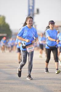 BIB: 8033, 
                            <button type="button" onclick="openModal(3243015)" class="btn btn-primary btn-sm float-right btn-popup" data-toggle="modal" data-target=".modal-high-quality">
                        <i class="fas fa-shopping-cart"></i> Add to Cart
                    </button>
                                            <button type="button" onclick="isThisMe(3243015, true)" class="btn btn-success btn-sm float-right btn-popup btn-isme hidden" data-toggle="tooltip" data-placement="bottom" title="นี่คือรูปของคุณใช่ไหม คลิกที่นี่เพื่อเอาเข้าอัลบั้ม">
                        <i class="fas fa-plus"></i> Add to album
                    </button>
                    <button type="button" onclick="isThisMe(3243015, false)" class="btn btn-warning btn-sm float-right btn-popup btn-isnotme hidden">
                        <i class="fas fa-ban"></i> Remove from album
                    </button>