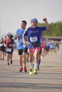 BIB: 617, 6699
                            <button type="button" onclick="openModal(3207114)" class="btn btn-primary btn-sm float-right btn-popup" data-toggle="modal" data-target=".modal-high-quality">
                        <i class="fas fa-shopping-cart"></i> Add to Cart
                    </button>
                                            <button type="button" onclick="isThisMe(3207114, true)" class="btn btn-success btn-sm float-right btn-popup btn-isme hidden" data-toggle="tooltip" data-placement="bottom" title="นี่คือรูปของคุณใช่ไหม คลิกที่นี่เพื่อเอาเข้าอัลบั้ม">
                        <i class="fas fa-plus"></i> Add to album
                    </button>
                    <button type="button" onclick="isThisMe(3207114, false)" class="btn btn-warning btn-sm float-right btn-popup btn-isnotme hidden">
                        <i class="fas fa-ban"></i> Remove from album
                    </button>