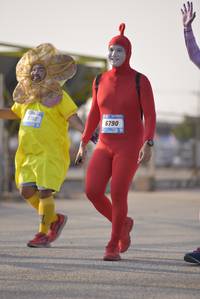 BIB: 6790
                            <button type="button" onclick="openModal(3238299)" class="btn btn-primary btn-sm float-right btn-popup" data-toggle="modal" data-target=".modal-high-quality">
                        <i class="fas fa-shopping-cart"></i> Add to Cart
                    </button>
                                            <button type="button" onclick="isThisMe(3238299, true)" class="btn btn-success btn-sm float-right btn-popup btn-isme hidden" data-toggle="tooltip" data-placement="bottom" title="นี่คือรูปของคุณใช่ไหม คลิกที่นี่เพื่อเอาเข้าอัลบั้ม">
                        <i class="fas fa-plus"></i> Add to album
                    </button>
                    <button type="button" onclick="isThisMe(3238299, false)" class="btn btn-warning btn-sm float-right btn-popup btn-isnotme hidden">
                        <i class="fas fa-ban"></i> Remove from album
                    </button>