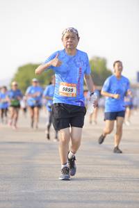 BIB: 9899
                            <button type="button" onclick="openModal(3242984)" class="btn btn-primary btn-sm float-right btn-popup" data-toggle="modal" data-target=".modal-high-quality">
                        <i class="fas fa-shopping-cart"></i> Add to Cart
                    </button>
                                            <button type="button" onclick="isThisMe(3242984, true)" class="btn btn-success btn-sm float-right btn-popup btn-isme hidden" data-toggle="tooltip" data-placement="bottom" title="นี่คือรูปของคุณใช่ไหม คลิกที่นี่เพื่อเอาเข้าอัลบั้ม">
                        <i class="fas fa-plus"></i> Add to album
                    </button>
                    <button type="button" onclick="isThisMe(3242984, false)" class="btn btn-warning btn-sm float-right btn-popup btn-isnotme hidden">
                        <i class="fas fa-ban"></i> Remove from album
                    </button>