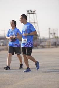 BIB: 231
                            <button type="button" onclick="openModal(3238035)" class="btn btn-primary btn-sm float-right btn-popup" data-toggle="modal" data-target=".modal-high-quality">
                        <i class="fas fa-shopping-cart"></i> Add to Cart
                    </button>
                                            <button type="button" onclick="isThisMe(3238035, true)" class="btn btn-success btn-sm float-right btn-popup btn-isme hidden" data-toggle="tooltip" data-placement="bottom" title="นี่คือรูปของคุณใช่ไหม คลิกที่นี่เพื่อเอาเข้าอัลบั้ม">
                        <i class="fas fa-plus"></i> Add to album
                    </button>
                    <button type="button" onclick="isThisMe(3238035, false)" class="btn btn-warning btn-sm float-right btn-popup btn-isnotme hidden">
                        <i class="fas fa-ban"></i> Remove from album
                    </button>