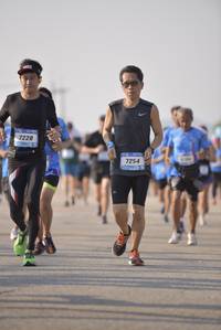 BIB: 7228
                            <button type="button" onclick="openModal(3205174)" class="btn btn-primary btn-sm float-right btn-popup" data-toggle="modal" data-target=".modal-high-quality">
                        <i class="fas fa-shopping-cart"></i> Add to Cart
                    </button>
                                            <button type="button" onclick="isThisMe(3205174, true)" class="btn btn-success btn-sm float-right btn-popup btn-isme hidden" data-toggle="tooltip" data-placement="bottom" title="นี่คือรูปของคุณใช่ไหม คลิกที่นี่เพื่อเอาเข้าอัลบั้ม">
                        <i class="fas fa-plus"></i> Add to album
                    </button>
                    <button type="button" onclick="isThisMe(3205174, false)" class="btn btn-warning btn-sm float-right btn-popup btn-isnotme hidden">
                        <i class="fas fa-ban"></i> Remove from album
                    </button>