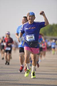 BIB: 6699
                            <button type="button" onclick="openModal(3207308)" class="btn btn-primary btn-sm float-right btn-popup" data-toggle="modal" data-target=".modal-high-quality">
                        <i class="fas fa-shopping-cart"></i> Add to Cart
                    </button>
                                            <button type="button" onclick="isThisMe(3207308, true)" class="btn btn-success btn-sm float-right btn-popup btn-isme hidden" data-toggle="tooltip" data-placement="bottom" title="นี่คือรูปของคุณใช่ไหม คลิกที่นี่เพื่อเอาเข้าอัลบั้ม">
                        <i class="fas fa-plus"></i> Add to album
                    </button>
                    <button type="button" onclick="isThisMe(3207308, false)" class="btn btn-warning btn-sm float-right btn-popup btn-isnotme hidden">
                        <i class="fas fa-ban"></i> Remove from album
                    </button>