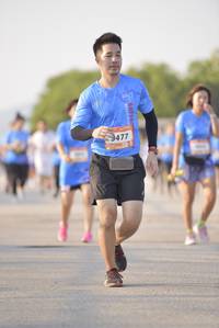 BIB: 477
                            <button type="button" onclick="openModal(3243337)" class="btn btn-primary btn-sm float-right btn-popup" data-toggle="modal" data-target=".modal-high-quality">
                        <i class="fas fa-shopping-cart"></i> Add to Cart
                    </button>
                                            <button type="button" onclick="isThisMe(3243337, true)" class="btn btn-success btn-sm float-right btn-popup btn-isme hidden" data-toggle="tooltip" data-placement="bottom" title="นี่คือรูปของคุณใช่ไหม คลิกที่นี่เพื่อเอาเข้าอัลบั้ม">
                        <i class="fas fa-plus"></i> Add to album
                    </button>
                    <button type="button" onclick="isThisMe(3243337, false)" class="btn btn-warning btn-sm float-right btn-popup btn-isnotme hidden">
                        <i class="fas fa-ban"></i> Remove from album
                    </button>