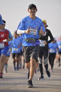 BIB: 6124
                            <button type="button" onclick="openModal(3207945)" class="btn btn-primary btn-sm float-right btn-popup" data-toggle="modal" data-target=".modal-high-quality">
                        <i class="fas fa-shopping-cart"></i> Add to Cart
                    </button>
                                            <button type="button" onclick="isThisMe(3207945, true)" class="btn btn-success btn-sm float-right btn-popup btn-isme hidden" data-toggle="tooltip" data-placement="bottom" title="นี่คือรูปของคุณใช่ไหม คลิกที่นี่เพื่อเอาเข้าอัลบั้ม">
                        <i class="fas fa-plus"></i> Add to album
                    </button>
                    <button type="button" onclick="isThisMe(3207945, false)" class="btn btn-warning btn-sm float-right btn-popup btn-isnotme hidden">
                        <i class="fas fa-ban"></i> Remove from album
                    </button>