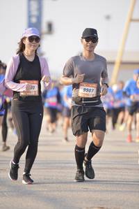 BIB: 9907
                            <button type="button" onclick="openModal(3242582)" class="btn btn-primary btn-sm float-right btn-popup" data-toggle="modal" data-target=".modal-high-quality">
                        <i class="fas fa-shopping-cart"></i> Add to Cart
                    </button>
                                            <button type="button" onclick="isThisMe(3242582, true)" class="btn btn-success btn-sm float-right btn-popup btn-isme hidden" data-toggle="tooltip" data-placement="bottom" title="นี่คือรูปของคุณใช่ไหม คลิกที่นี่เพื่อเอาเข้าอัลบั้ม">
                        <i class="fas fa-plus"></i> Add to album
                    </button>
                    <button type="button" onclick="isThisMe(3242582, false)" class="btn btn-warning btn-sm float-right btn-popup btn-isnotme hidden">
                        <i class="fas fa-ban"></i> Remove from album
                    </button>