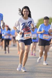 BIB: 8194
                            <button type="button" onclick="openModal(3240058)" class="btn btn-primary btn-sm float-right btn-popup" data-toggle="modal" data-target=".modal-high-quality">
                        <i class="fas fa-shopping-cart"></i> Add to Cart
                    </button>
                                            <button type="button" onclick="isThisMe(3240058, true)" class="btn btn-success btn-sm float-right btn-popup btn-isme hidden" data-toggle="tooltip" data-placement="bottom" title="นี่คือรูปของคุณใช่ไหม คลิกที่นี่เพื่อเอาเข้าอัลบั้ม">
                        <i class="fas fa-plus"></i> Add to album
                    </button>
                    <button type="button" onclick="isThisMe(3240058, false)" class="btn btn-warning btn-sm float-right btn-popup btn-isnotme hidden">
                        <i class="fas fa-ban"></i> Remove from album
                    </button>