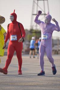 BIB: 807, 6790
                            <button type="button" onclick="openModal(3238282)" class="btn btn-primary btn-sm float-right btn-popup" data-toggle="modal" data-target=".modal-high-quality">
                        <i class="fas fa-shopping-cart"></i> Add to Cart
                    </button>
                                            <button type="button" onclick="isThisMe(3238282, true)" class="btn btn-success btn-sm float-right btn-popup btn-isme hidden" data-toggle="tooltip" data-placement="bottom" title="นี่คือรูปของคุณใช่ไหม คลิกที่นี่เพื่อเอาเข้าอัลบั้ม">
                        <i class="fas fa-plus"></i> Add to album
                    </button>
                    <button type="button" onclick="isThisMe(3238282, false)" class="btn btn-warning btn-sm float-right btn-popup btn-isnotme hidden">
                        <i class="fas fa-ban"></i> Remove from album
                    </button>