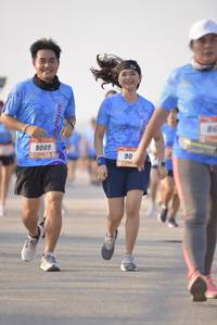 BIB: 9009
                            <button type="button" onclick="openModal(3239973)" class="btn btn-primary btn-sm float-right btn-popup" data-toggle="modal" data-target=".modal-high-quality">
                        <i class="fas fa-shopping-cart"></i> Add to Cart
                    </button>
                                            <button type="button" onclick="isThisMe(3239973, true)" class="btn btn-success btn-sm float-right btn-popup btn-isme hidden" data-toggle="tooltip" data-placement="bottom" title="นี่คือรูปของคุณใช่ไหม คลิกที่นี่เพื่อเอาเข้าอัลบั้ม">
                        <i class="fas fa-plus"></i> Add to album
                    </button>
                    <button type="button" onclick="isThisMe(3239973, false)" class="btn btn-warning btn-sm float-right btn-popup btn-isnotme hidden">
                        <i class="fas fa-ban"></i> Remove from album
                    </button>