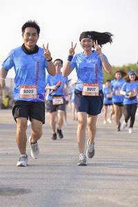 BIB: 9011, 9009
                            <button type="button" onclick="openModal(3240026)" class="btn btn-primary btn-sm float-right btn-popup" data-toggle="modal" data-target=".modal-high-quality">
                        <i class="fas fa-shopping-cart"></i> Add to Cart
                    </button>
                                            <button type="button" onclick="isThisMe(3240026, true)" class="btn btn-success btn-sm float-right btn-popup btn-isme hidden" data-toggle="tooltip" data-placement="bottom" title="นี่คือรูปของคุณใช่ไหม คลิกที่นี่เพื่อเอาเข้าอัลบั้ม">
                        <i class="fas fa-plus"></i> Add to album
                    </button>
                    <button type="button" onclick="isThisMe(3240026, false)" class="btn btn-warning btn-sm float-right btn-popup btn-isnotme hidden">
                        <i class="fas fa-ban"></i> Remove from album
                    </button>