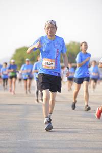 BIB: 9899
                            <button type="button" onclick="openModal(3242973)" class="btn btn-primary btn-sm float-right btn-popup" data-toggle="modal" data-target=".modal-high-quality">
                        <i class="fas fa-shopping-cart"></i> Add to Cart
                    </button>
                                            <button type="button" onclick="isThisMe(3242973, true)" class="btn btn-success btn-sm float-right btn-popup btn-isme hidden" data-toggle="tooltip" data-placement="bottom" title="นี่คือรูปของคุณใช่ไหม คลิกที่นี่เพื่อเอาเข้าอัลบั้ม">
                        <i class="fas fa-plus"></i> Add to album
                    </button>
                    <button type="button" onclick="isThisMe(3242973, false)" class="btn btn-warning btn-sm float-right btn-popup btn-isnotme hidden">
                        <i class="fas fa-ban"></i> Remove from album
                    </button>