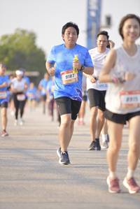 BIB: 9187
                            <button type="button" onclick="openModal(3242727)" class="btn btn-primary btn-sm float-right btn-popup" data-toggle="modal" data-target=".modal-high-quality">
                        <i class="fas fa-shopping-cart"></i> Add to Cart
                    </button>
                                            <button type="button" onclick="isThisMe(3242727, true)" class="btn btn-success btn-sm float-right btn-popup btn-isme hidden" data-toggle="tooltip" data-placement="bottom" title="นี่คือรูปของคุณใช่ไหม คลิกที่นี่เพื่อเอาเข้าอัลบั้ม">
                        <i class="fas fa-plus"></i> Add to album
                    </button>
                    <button type="button" onclick="isThisMe(3242727, false)" class="btn btn-warning btn-sm float-right btn-popup btn-isnotme hidden">
                        <i class="fas fa-ban"></i> Remove from album
                    </button>