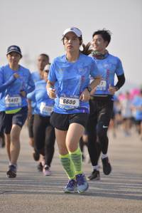 BIB: 6402, 6600
                            <button type="button" onclick="openModal(3208111)" class="btn btn-primary btn-sm float-right btn-popup" data-toggle="modal" data-target=".modal-high-quality">
                        <i class="fas fa-shopping-cart"></i> Add to Cart
                    </button>
                                            <button type="button" onclick="isThisMe(3208111, true)" class="btn btn-success btn-sm float-right btn-popup btn-isme hidden" data-toggle="tooltip" data-placement="bottom" title="นี่คือรูปของคุณใช่ไหม คลิกที่นี่เพื่อเอาเข้าอัลบั้ม">
                        <i class="fas fa-plus"></i> Add to album
                    </button>
                    <button type="button" onclick="isThisMe(3208111, false)" class="btn btn-warning btn-sm float-right btn-popup btn-isnotme hidden">
                        <i class="fas fa-ban"></i> Remove from album
                    </button>