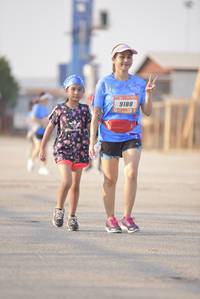 BIB: 9188
                            <button type="button" onclick="openModal(3203933)" class="btn btn-primary btn-sm float-right btn-popup" data-toggle="modal" data-target=".modal-high-quality">
                        <i class="fas fa-shopping-cart"></i> Add to Cart
                    </button>
                                            <button type="button" onclick="isThisMe(3203933, true)" class="btn btn-success btn-sm float-right btn-popup btn-isme hidden" data-toggle="tooltip" data-placement="bottom" title="นี่คือรูปของคุณใช่ไหม คลิกที่นี่เพื่อเอาเข้าอัลบั้ม">
                        <i class="fas fa-plus"></i> Add to album
                    </button>
                    <button type="button" onclick="isThisMe(3203933, false)" class="btn btn-warning btn-sm float-right btn-popup btn-isnotme hidden">
                        <i class="fas fa-ban"></i> Remove from album
                    </button>