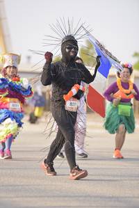 BIB: 922, 9224
                            <button type="button" onclick="openModal(3205111)" class="btn btn-primary btn-sm float-right btn-popup" data-toggle="modal" data-target=".modal-high-quality">
                        <i class="fas fa-shopping-cart"></i> Add to Cart
                    </button>
                                            <button type="button" onclick="isThisMe(3205111, true)" class="btn btn-success btn-sm float-right btn-popup btn-isme hidden" data-toggle="tooltip" data-placement="bottom" title="นี่คือรูปของคุณใช่ไหม คลิกที่นี่เพื่อเอาเข้าอัลบั้ม">
                        <i class="fas fa-plus"></i> Add to album
                    </button>
                    <button type="button" onclick="isThisMe(3205111, false)" class="btn btn-warning btn-sm float-right btn-popup btn-isnotme hidden">
                        <i class="fas fa-ban"></i> Remove from album
                    </button>