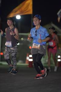 BIB: 8842, 6367
                            <button type="button" onclick="openModal(3260210)" class="btn btn-primary btn-sm float-right btn-popup" data-toggle="modal" data-target=".modal-high-quality">
                        <i class="fas fa-shopping-cart"></i> Add to Cart
                    </button>
                                            <button type="button" onclick="isThisMe(3260210, true)" class="btn btn-success btn-sm float-right btn-popup btn-isme hidden" data-toggle="tooltip" data-placement="bottom" title="นี่คือรูปของคุณใช่ไหม คลิกที่นี่เพื่อเอาเข้าอัลบั้ม">
                        <i class="fas fa-plus"></i> Add to album
                    </button>
                    <button type="button" onclick="isThisMe(3260210, false)" class="btn btn-warning btn-sm float-right btn-popup btn-isnotme hidden">
                        <i class="fas fa-ban"></i> Remove from album
                    </button>