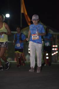 BIB: 9129
                            <button type="button" onclick="openModal(3260692)" class="btn btn-primary btn-sm float-right btn-popup" data-toggle="modal" data-target=".modal-high-quality">
                        <i class="fas fa-shopping-cart"></i> Add to Cart
                    </button>
                                            <button type="button" onclick="isThisMe(3260692, true)" class="btn btn-success btn-sm float-right btn-popup btn-isme hidden" data-toggle="tooltip" data-placement="bottom" title="นี่คือรูปของคุณใช่ไหม คลิกที่นี่เพื่อเอาเข้าอัลบั้ม">
                        <i class="fas fa-plus"></i> Add to album
                    </button>
                    <button type="button" onclick="isThisMe(3260692, false)" class="btn btn-warning btn-sm float-right btn-popup btn-isnotme hidden">
                        <i class="fas fa-ban"></i> Remove from album
                    </button>