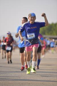 BIB: 6699
                            <button type="button" onclick="openModal(3124958)" class="btn btn-primary btn-sm float-right btn-popup" data-toggle="modal" data-target=".modal-high-quality">
                        <i class="fas fa-shopping-cart"></i> Add to Cart
                    </button>
                                            <button type="button" onclick="isThisMe(3124958, true)" class="btn btn-success btn-sm float-right btn-popup btn-isme hidden" data-toggle="tooltip" data-placement="bottom" title="นี่คือรูปของคุณใช่ไหม คลิกที่นี่เพื่อเอาเข้าอัลบั้ม">
                        <i class="fas fa-plus"></i> Add to album
                    </button>
                    <button type="button" onclick="isThisMe(3124958, false)" class="btn btn-warning btn-sm float-right btn-popup btn-isnotme hidden">
                        <i class="fas fa-ban"></i> Remove from album
                    </button>