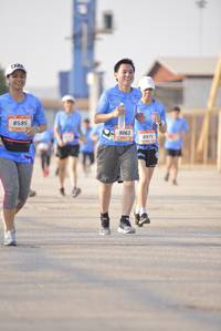 BIB: 8595, 063975
                            <button type="button" onclick="openModal(3117787)" class="btn btn-primary btn-sm float-right btn-popup" data-toggle="modal" data-target=".modal-high-quality">
                        <i class="fas fa-shopping-cart"></i> Add to Cart
                    </button>
                                            <button type="button" onclick="isThisMe(3117787, true)" class="btn btn-success btn-sm float-right btn-popup btn-isme hidden" data-toggle="tooltip" data-placement="bottom" title="นี่คือรูปของคุณใช่ไหม คลิกที่นี่เพื่อเอาเข้าอัลบั้ม">
                        <i class="fas fa-plus"></i> Add to album
                    </button>
                    <button type="button" onclick="isThisMe(3117787, false)" class="btn btn-warning btn-sm float-right btn-popup btn-isnotme hidden">
                        <i class="fas fa-ban"></i> Remove from album
                    </button>