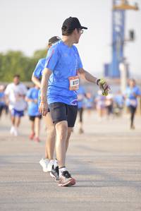 BIB: 
                            <button type="button" onclick="openModal(3185029)" class="btn btn-primary btn-sm float-right btn-popup" data-toggle="modal" data-target=".modal-high-quality">
                        <i class="fas fa-shopping-cart"></i> Add to Cart
                    </button>
                                            <button type="button" onclick="isThisMe(3185029, true)" class="btn btn-success btn-sm float-right btn-popup btn-isme hidden" data-toggle="tooltip" data-placement="bottom" title="นี่คือรูปของคุณใช่ไหม คลิกที่นี่เพื่อเอาเข้าอัลบั้ม">
                        <i class="fas fa-plus"></i> Add to album
                    </button>
                    <button type="button" onclick="isThisMe(3185029, false)" class="btn btn-warning btn-sm float-right btn-popup btn-isnotme hidden">
                        <i class="fas fa-ban"></i> Remove from album
                    </button>