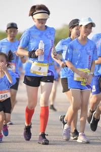 BIB: 345
                            <button type="button" onclick="openModal(3182428)" class="btn btn-primary btn-sm float-right btn-popup" data-toggle="modal" data-target=".modal-high-quality">
                        <i class="fas fa-shopping-cart"></i> Add to Cart
                    </button>
                                            <button type="button" onclick="isThisMe(3182428, true)" class="btn btn-success btn-sm float-right btn-popup btn-isme hidden" data-toggle="tooltip" data-placement="bottom" title="นี่คือรูปของคุณใช่ไหม คลิกที่นี่เพื่อเอาเข้าอัลบั้ม">
                        <i class="fas fa-plus"></i> Add to album
                    </button>
                    <button type="button" onclick="isThisMe(3182428, false)" class="btn btn-warning btn-sm float-right btn-popup btn-isnotme hidden">
                        <i class="fas fa-ban"></i> Remove from album
                    </button>