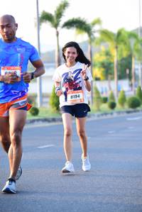 BIB: 8194
                            <button type="button" onclick="openModal(3159573)" class="btn btn-primary btn-sm float-right btn-popup" data-toggle="modal" data-target=".modal-high-quality">
                        <i class="fas fa-shopping-cart"></i> Add to Cart
                    </button>
                                            <button type="button" onclick="isThisMe(3159573, true)" class="btn btn-success btn-sm float-right btn-popup btn-isme hidden" data-toggle="tooltip" data-placement="bottom" title="นี่คือรูปของคุณใช่ไหม คลิกที่นี่เพื่อเอาเข้าอัลบั้ม">
                        <i class="fas fa-plus"></i> Add to album
                    </button>
                    <button type="button" onclick="isThisMe(3159573, false)" class="btn btn-warning btn-sm float-right btn-popup btn-isnotme hidden">
                        <i class="fas fa-ban"></i> Remove from album
                    </button>