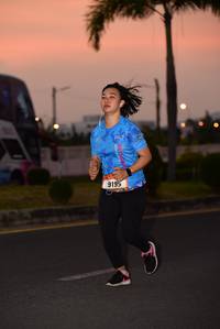 BIB: 919
                            <button type="button" onclick="openModal(3195828)" class="btn btn-primary btn-sm float-right btn-popup" data-toggle="modal" data-target=".modal-high-quality">
                        <i class="fas fa-shopping-cart"></i> Add to Cart
                    </button>
                                            <button type="button" onclick="isThisMe(3195828, true)" class="btn btn-success btn-sm float-right btn-popup btn-isme hidden" data-toggle="tooltip" data-placement="bottom" title="นี่คือรูปของคุณใช่ไหม คลิกที่นี่เพื่อเอาเข้าอัลบั้ม">
                        <i class="fas fa-plus"></i> Add to album
                    </button>
                    <button type="button" onclick="isThisMe(3195828, false)" class="btn btn-warning btn-sm float-right btn-popup btn-isnotme hidden">
                        <i class="fas fa-ban"></i> Remove from album
                    </button>