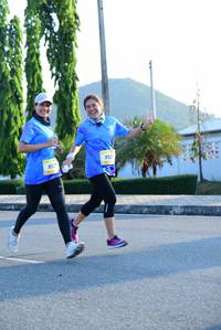 BIB: 
                            <button type="button" onclick="openModal(3149921)" class="btn btn-primary btn-sm float-right btn-popup" data-toggle="modal" data-target=".modal-high-quality">
                        <i class="fas fa-shopping-cart"></i> Add to Cart
                    </button>
                                            <button type="button" onclick="isThisMe(3149921, true)" class="btn btn-success btn-sm float-right btn-popup btn-isme hidden" data-toggle="tooltip" data-placement="bottom" title="นี่คือรูปของคุณใช่ไหม คลิกที่นี่เพื่อเอาเข้าอัลบั้ม">
                        <i class="fas fa-plus"></i> Add to album
                    </button>
                    <button type="button" onclick="isThisMe(3149921, false)" class="btn btn-warning btn-sm float-right btn-popup btn-isnotme hidden">
                        <i class="fas fa-ban"></i> Remove from album
                    </button>