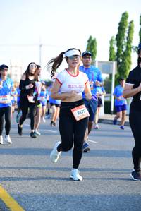 BIB: 8575
                            <button type="button" onclick="openModal(3152474)" class="btn btn-primary btn-sm float-right btn-popup" data-toggle="modal" data-target=".modal-high-quality">
                        <i class="fas fa-shopping-cart"></i> Add to Cart
                    </button>
                                            <button type="button" onclick="isThisMe(3152474, true)" class="btn btn-success btn-sm float-right btn-popup btn-isme hidden" data-toggle="tooltip" data-placement="bottom" title="นี่คือรูปของคุณใช่ไหม คลิกที่นี่เพื่อเอาเข้าอัลบั้ม">
                        <i class="fas fa-plus"></i> Add to album
                    </button>
                    <button type="button" onclick="isThisMe(3152474, false)" class="btn btn-warning btn-sm float-right btn-popup btn-isnotme hidden">
                        <i class="fas fa-ban"></i> Remove from album
                    </button>