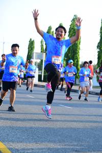 BIB: 9911
                            <button type="button" onclick="openModal(3153099)" class="btn btn-primary btn-sm float-right btn-popup" data-toggle="modal" data-target=".modal-high-quality">
                        <i class="fas fa-shopping-cart"></i> Add to Cart
                    </button>
                                            <button type="button" onclick="isThisMe(3153099, true)" class="btn btn-success btn-sm float-right btn-popup btn-isme hidden" data-toggle="tooltip" data-placement="bottom" title="นี่คือรูปของคุณใช่ไหม คลิกที่นี่เพื่อเอาเข้าอัลบั้ม">
                        <i class="fas fa-plus"></i> Add to album
                    </button>
                    <button type="button" onclick="isThisMe(3153099, false)" class="btn btn-warning btn-sm float-right btn-popup btn-isnotme hidden">
                        <i class="fas fa-ban"></i> Remove from album
                    </button>