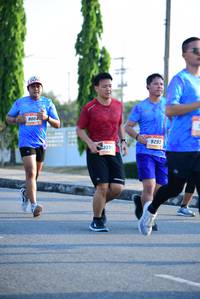 BIB: 800, 9293
                            <button type="button" onclick="openModal(3150505)" class="btn btn-primary btn-sm float-right btn-popup" data-toggle="modal" data-target=".modal-high-quality">
                        <i class="fas fa-shopping-cart"></i> Add to Cart
                    </button>
                                            <button type="button" onclick="isThisMe(3150505, true)" class="btn btn-success btn-sm float-right btn-popup btn-isme hidden" data-toggle="tooltip" data-placement="bottom" title="นี่คือรูปของคุณใช่ไหม คลิกที่นี่เพื่อเอาเข้าอัลบั้ม">
                        <i class="fas fa-plus"></i> Add to album
                    </button>
                    <button type="button" onclick="isThisMe(3150505, false)" class="btn btn-warning btn-sm float-right btn-popup btn-isnotme hidden">
                        <i class="fas fa-ban"></i> Remove from album
                    </button>