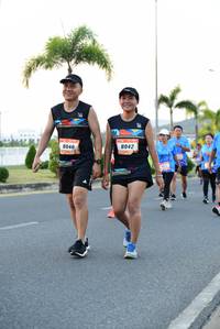 BIB: 8042, 8040
                            <button type="button" onclick="openModal(3170925)" class="btn btn-primary btn-sm float-right btn-popup" data-toggle="modal" data-target=".modal-high-quality">
                        <i class="fas fa-shopping-cart"></i> Add to Cart
                    </button>
                                            <button type="button" onclick="isThisMe(3170925, true)" class="btn btn-success btn-sm float-right btn-popup btn-isme hidden" data-toggle="tooltip" data-placement="bottom" title="นี่คือรูปของคุณใช่ไหม คลิกที่นี่เพื่อเอาเข้าอัลบั้ม">
                        <i class="fas fa-plus"></i> Add to album
                    </button>
                    <button type="button" onclick="isThisMe(3170925, false)" class="btn btn-warning btn-sm float-right btn-popup btn-isnotme hidden">
                        <i class="fas fa-ban"></i> Remove from album
                    </button>