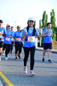 BIB: 908
                            <button type="button" onclick="openModal(3154124)" class="btn btn-primary btn-sm float-right btn-popup" data-toggle="modal" data-target=".modal-high-quality">
                        <i class="fas fa-shopping-cart"></i> Add to Cart
                    </button>
                                            <button type="button" onclick="isThisMe(3154124, true)" class="btn btn-success btn-sm float-right btn-popup btn-isme hidden" data-toggle="tooltip" data-placement="bottom" title="นี่คือรูปของคุณใช่ไหม คลิกที่นี่เพื่อเอาเข้าอัลบั้ม">
                        <i class="fas fa-plus"></i> Add to album
                    </button>
                    <button type="button" onclick="isThisMe(3154124, false)" class="btn btn-warning btn-sm float-right btn-popup btn-isnotme hidden">
                        <i class="fas fa-ban"></i> Remove from album
                    </button>