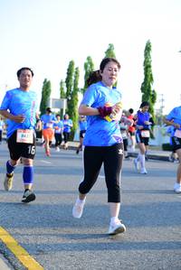 BIB: 943
                            <button type="button" onclick="openModal(3152850)" class="btn btn-primary btn-sm float-right btn-popup" data-toggle="modal" data-target=".modal-high-quality">
                        <i class="fas fa-shopping-cart"></i> Add to Cart
                    </button>
                                            <button type="button" onclick="isThisMe(3152850, true)" class="btn btn-success btn-sm float-right btn-popup btn-isme hidden" data-toggle="tooltip" data-placement="bottom" title="นี่คือรูปของคุณใช่ไหม คลิกที่นี่เพื่อเอาเข้าอัลบั้ม">
                        <i class="fas fa-plus"></i> Add to album
                    </button>
                    <button type="button" onclick="isThisMe(3152850, false)" class="btn btn-warning btn-sm float-right btn-popup btn-isnotme hidden">
                        <i class="fas fa-ban"></i> Remove from album
                    </button>