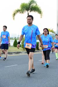 BIB: 8783, 8263
                            <button type="button" onclick="openModal(3172226)" class="btn btn-primary btn-sm float-right btn-popup" data-toggle="modal" data-target=".modal-high-quality">
                        <i class="fas fa-shopping-cart"></i> Add to Cart
                    </button>
                                            <button type="button" onclick="isThisMe(3172226, true)" class="btn btn-success btn-sm float-right btn-popup btn-isme hidden" data-toggle="tooltip" data-placement="bottom" title="นี่คือรูปของคุณใช่ไหม คลิกที่นี่เพื่อเอาเข้าอัลบั้ม">
                        <i class="fas fa-plus"></i> Add to album
                    </button>
                    <button type="button" onclick="isThisMe(3172226, false)" class="btn btn-warning btn-sm float-right btn-popup btn-isnotme hidden">
                        <i class="fas fa-ban"></i> Remove from album
                    </button>