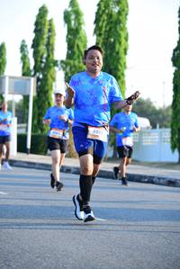 BIB: 800
                            <button type="button" onclick="openModal(3151512)" class="btn btn-primary btn-sm float-right btn-popup" data-toggle="modal" data-target=".modal-high-quality">
                        <i class="fas fa-shopping-cart"></i> Add to Cart
                    </button>
                                            <button type="button" onclick="isThisMe(3151512, true)" class="btn btn-success btn-sm float-right btn-popup btn-isme hidden" data-toggle="tooltip" data-placement="bottom" title="นี่คือรูปของคุณใช่ไหม คลิกที่นี่เพื่อเอาเข้าอัลบั้ม">
                        <i class="fas fa-plus"></i> Add to album
                    </button>
                    <button type="button" onclick="isThisMe(3151512, false)" class="btn btn-warning btn-sm float-right btn-popup btn-isnotme hidden">
                        <i class="fas fa-ban"></i> Remove from album
                    </button>