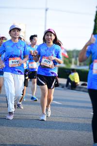 BIB: 9125, 912
                            <button type="button" onclick="openModal(3157378)" class="btn btn-primary btn-sm float-right btn-popup" data-toggle="modal" data-target=".modal-high-quality">
                        <i class="fas fa-shopping-cart"></i> Add to Cart
                    </button>
                                            <button type="button" onclick="isThisMe(3157378, true)" class="btn btn-success btn-sm float-right btn-popup btn-isme hidden" data-toggle="tooltip" data-placement="bottom" title="นี่คือรูปของคุณใช่ไหม คลิกที่นี่เพื่อเอาเข้าอัลบั้ม">
                        <i class="fas fa-plus"></i> Add to album
                    </button>
                    <button type="button" onclick="isThisMe(3157378, false)" class="btn btn-warning btn-sm float-right btn-popup btn-isnotme hidden">
                        <i class="fas fa-ban"></i> Remove from album
                    </button>