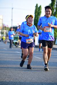 BIB: 3327
                            <button type="button" onclick="openModal(3158203)" class="btn btn-primary btn-sm float-right btn-popup" data-toggle="modal" data-target=".modal-high-quality">
                        <i class="fas fa-shopping-cart"></i> Add to Cart
                    </button>
                                            <button type="button" onclick="isThisMe(3158203, true)" class="btn btn-success btn-sm float-right btn-popup btn-isme hidden" data-toggle="tooltip" data-placement="bottom" title="นี่คือรูปของคุณใช่ไหม คลิกที่นี่เพื่อเอาเข้าอัลบั้ม">
                        <i class="fas fa-plus"></i> Add to album
                    </button>
                    <button type="button" onclick="isThisMe(3158203, false)" class="btn btn-warning btn-sm float-right btn-popup btn-isnotme hidden">
                        <i class="fas fa-ban"></i> Remove from album
                    </button>