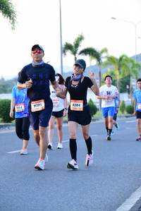 BIB: 8385, 8384, 054
                            <button type="button" onclick="openModal(3162512)" class="btn btn-primary btn-sm float-right btn-popup" data-toggle="modal" data-target=".modal-high-quality">
                        <i class="fas fa-shopping-cart"></i> Add to Cart
                    </button>
                                            <button type="button" onclick="isThisMe(3162512, true)" class="btn btn-success btn-sm float-right btn-popup btn-isme hidden" data-toggle="tooltip" data-placement="bottom" title="นี่คือรูปของคุณใช่ไหม คลิกที่นี่เพื่อเอาเข้าอัลบั้ม">
                        <i class="fas fa-plus"></i> Add to album
                    </button>
                    <button type="button" onclick="isThisMe(3162512, false)" class="btn btn-warning btn-sm float-right btn-popup btn-isnotme hidden">
                        <i class="fas fa-ban"></i> Remove from album
                    </button>