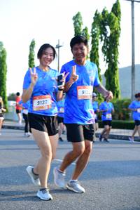 BIB: 137
                            <button type="button" onclick="openModal(3153057)" class="btn btn-primary btn-sm float-right btn-popup" data-toggle="modal" data-target=".modal-high-quality">
                        <i class="fas fa-shopping-cart"></i> Add to Cart
                    </button>
                                            <button type="button" onclick="isThisMe(3153057, true)" class="btn btn-success btn-sm float-right btn-popup btn-isme hidden" data-toggle="tooltip" data-placement="bottom" title="นี่คือรูปของคุณใช่ไหม คลิกที่นี่เพื่อเอาเข้าอัลบั้ม">
                        <i class="fas fa-plus"></i> Add to album
                    </button>
                    <button type="button" onclick="isThisMe(3153057, false)" class="btn btn-warning btn-sm float-right btn-popup btn-isnotme hidden">
                        <i class="fas fa-ban"></i> Remove from album
                    </button>