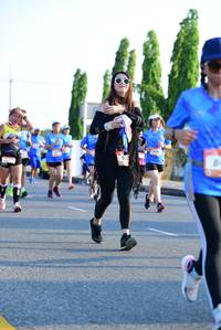 BIB: 
                            <button type="button" onclick="openModal(3152499)" class="btn btn-primary btn-sm float-right btn-popup" data-toggle="modal" data-target=".modal-high-quality">
                        <i class="fas fa-shopping-cart"></i> Add to Cart
                    </button>
                                            <button type="button" onclick="isThisMe(3152499, true)" class="btn btn-success btn-sm float-right btn-popup btn-isme hidden" data-toggle="tooltip" data-placement="bottom" title="นี่คือรูปของคุณใช่ไหม คลิกที่นี่เพื่อเอาเข้าอัลบั้ม">
                        <i class="fas fa-plus"></i> Add to album
                    </button>
                    <button type="button" onclick="isThisMe(3152499, false)" class="btn btn-warning btn-sm float-right btn-popup btn-isnotme hidden">
                        <i class="fas fa-ban"></i> Remove from album
                    </button>