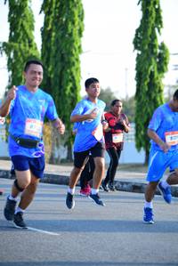 BIB: 
                            <button type="button" onclick="openModal(3150886)" class="btn btn-primary btn-sm float-right btn-popup" data-toggle="modal" data-target=".modal-high-quality">
                        <i class="fas fa-shopping-cart"></i> Add to Cart
                    </button>
                                            <button type="button" onclick="isThisMe(3150886, true)" class="btn btn-success btn-sm float-right btn-popup btn-isme hidden" data-toggle="tooltip" data-placement="bottom" title="นี่คือรูปของคุณใช่ไหม คลิกที่นี่เพื่อเอาเข้าอัลบั้ม">
                        <i class="fas fa-plus"></i> Add to album
                    </button>
                    <button type="button" onclick="isThisMe(3150886, false)" class="btn btn-warning btn-sm float-right btn-popup btn-isnotme hidden">
                        <i class="fas fa-ban"></i> Remove from album
                    </button>