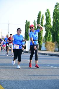 BIB: 8979
                            <button type="button" onclick="openModal(3153739)" class="btn btn-primary btn-sm float-right btn-popup" data-toggle="modal" data-target=".modal-high-quality">
                        <i class="fas fa-shopping-cart"></i> Add to Cart
                    </button>
                                            <button type="button" onclick="isThisMe(3153739, true)" class="btn btn-success btn-sm float-right btn-popup btn-isme hidden" data-toggle="tooltip" data-placement="bottom" title="นี่คือรูปของคุณใช่ไหม คลิกที่นี่เพื่อเอาเข้าอัลบั้ม">
                        <i class="fas fa-plus"></i> Add to album
                    </button>
                    <button type="button" onclick="isThisMe(3153739, false)" class="btn btn-warning btn-sm float-right btn-popup btn-isnotme hidden">
                        <i class="fas fa-ban"></i> Remove from album
                    </button>