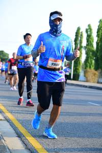 BIB: 9900
                            <button type="button" onclick="openModal(3153940)" class="btn btn-primary btn-sm float-right btn-popup" data-toggle="modal" data-target=".modal-high-quality">
                        <i class="fas fa-shopping-cart"></i> Add to Cart
                    </button>
                                            <button type="button" onclick="isThisMe(3153940, true)" class="btn btn-success btn-sm float-right btn-popup btn-isme hidden" data-toggle="tooltip" data-placement="bottom" title="นี่คือรูปของคุณใช่ไหม คลิกที่นี่เพื่อเอาเข้าอัลบั้ม">
                        <i class="fas fa-plus"></i> Add to album
                    </button>
                    <button type="button" onclick="isThisMe(3153940, false)" class="btn btn-warning btn-sm float-right btn-popup btn-isnotme hidden">
                        <i class="fas fa-ban"></i> Remove from album
                    </button>