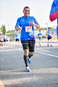 BIB: 8821
                            <button type="button" onclick="openModal(3471997)" class="btn btn-primary btn-sm float-right btn-popup" data-toggle="modal" data-target=".modal-high-quality">
                        <i class="fas fa-shopping-cart"></i> Add to Cart
                    </button>
                                            <button type="button" onclick="isThisMe(3471997, true)" class="btn btn-success btn-sm float-right btn-popup btn-isme hidden" data-toggle="tooltip" data-placement="bottom" title="นี่คือรูปของคุณใช่ไหม คลิกที่นี่เพื่อเอาเข้าอัลบั้ม">
                        <i class="fas fa-plus"></i> Add to album
                    </button>
                    <button type="button" onclick="isThisMe(3471997, false)" class="btn btn-warning btn-sm float-right btn-popup btn-isnotme hidden">
                        <i class="fas fa-ban"></i> Remove from album
                    </button>