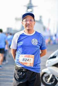 BIB: 8241
                            <button type="button" onclick="openModal(3469812)" class="btn btn-primary btn-sm float-right btn-popup" data-toggle="modal" data-target=".modal-high-quality">
                        <i class="fas fa-shopping-cart"></i> Add to Cart
                    </button>
                                            <button type="button" onclick="isThisMe(3469812, true)" class="btn btn-success btn-sm float-right btn-popup btn-isme hidden" data-toggle="tooltip" data-placement="bottom" title="นี่คือรูปของคุณใช่ไหม คลิกที่นี่เพื่อเอาเข้าอัลบั้ม">
                        <i class="fas fa-plus"></i> Add to album
                    </button>
                    <button type="button" onclick="isThisMe(3469812, false)" class="btn btn-warning btn-sm float-right btn-popup btn-isnotme hidden">
                        <i class="fas fa-ban"></i> Remove from album
                    </button>