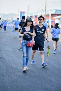 BIB: 
                            <button type="button" onclick="openModal(3469545)" class="btn btn-primary btn-sm float-right btn-popup" data-toggle="modal" data-target=".modal-high-quality">
                        <i class="fas fa-shopping-cart"></i> Add to Cart
                    </button>
                                            <button type="button" onclick="isThisMe(3469545, true)" class="btn btn-success btn-sm float-right btn-popup btn-isme hidden" data-toggle="tooltip" data-placement="bottom" title="นี่คือรูปของคุณใช่ไหม คลิกที่นี่เพื่อเอาเข้าอัลบั้ม">
                        <i class="fas fa-plus"></i> Add to album
                    </button>
                    <button type="button" onclick="isThisMe(3469545, false)" class="btn btn-warning btn-sm float-right btn-popup btn-isnotme hidden">
                        <i class="fas fa-ban"></i> Remove from album
                    </button>